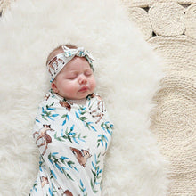 Load image into Gallery viewer, Fawn swaddle set - Brainy bubble
